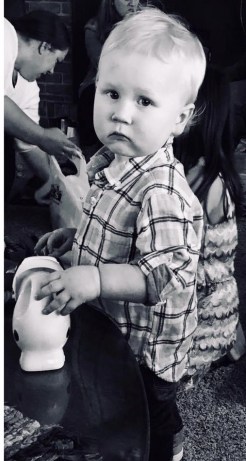 29598218_551590742007_1764439991425540717_n