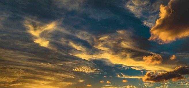 photography of body of water